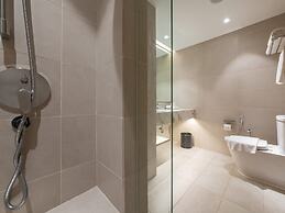 Glenmarie Hotel & Golf Resort