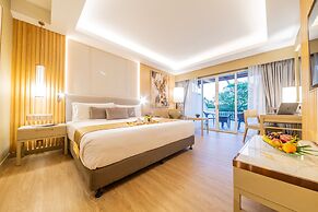 Glenmarie Hotel & Golf Resort