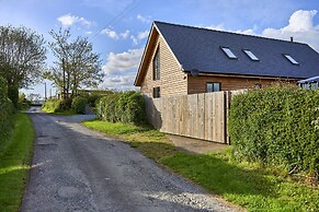 Holly Lodge
