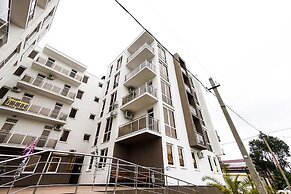 More Apartments na Trostnikovoy 35 4