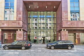 Modern Apartments Krawiecka by Renters