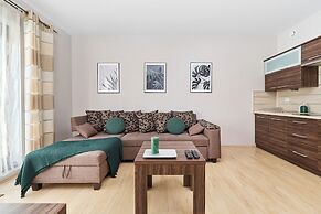 Modern Apartments Krawiecka by Renters