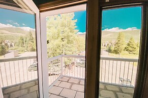 Chateaux Dumont 2725