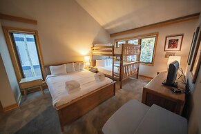 Chateaux Dumont 2725