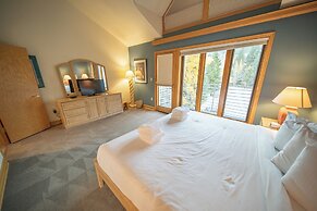 Chateaux Dumont 2725