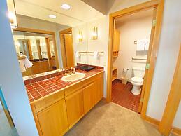 Chateaux Dumont 2725