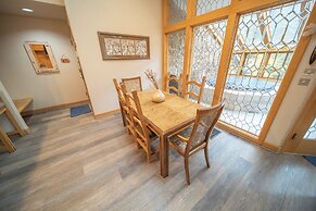 Chateaux Dumont 2725