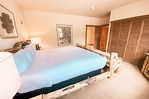 Red Hawk Townhomes 2338