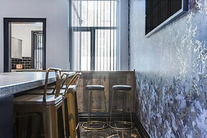 Mixies Manor Sasco Apartments