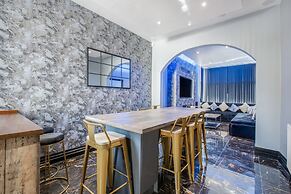 Mixies Manor Sasco Apartments