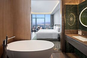 HUALUXE Qingdao Licang