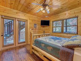 Family Ties Lodge by Jackson Mountain Rentals