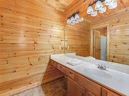 Family Ties Lodge by Jackson Mountain Rentals