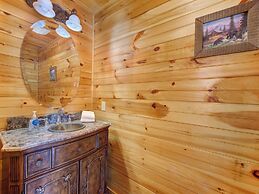 Family Ties Lodge by Jackson Mountain Rentals