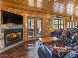 Family Ties Lodge by Jackson Mountain Rentals