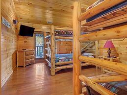 Family Ties Lodge by Jackson Mountain Rentals