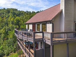 On Eagle's Wings by Jackson Mountain Rentals