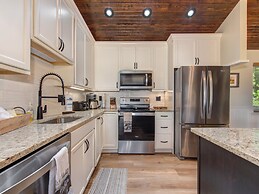 On Eagle's Wings by Jackson Mountain Rentals