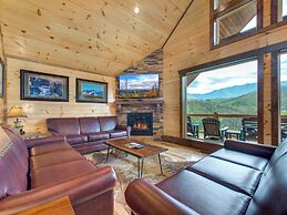 Splashtastic View Lodge by Jackson Mountain Rentals