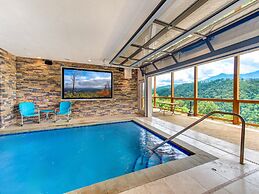 Splashtastic View Lodge by Jackson Mountain Rentals