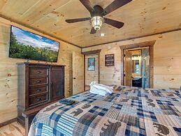 Splashtastic View Lodge by Jackson Mountain Rentals