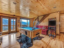 Splashtastic View Lodge by Jackson Mountain Rentals