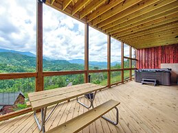 Splashtastic View Lodge by Jackson Mountain Rentals