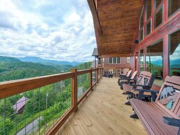 Splashtastic View Lodge by Jackson Mountain Rentals