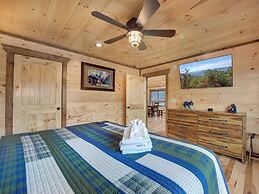 Splashtastic View Lodge by Jackson Mountain Rentals