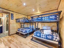 Splashtastic View Lodge by Jackson Mountain Rentals