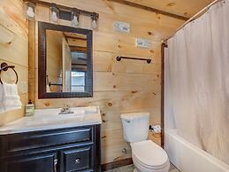 Splashtastic View Lodge by Jackson Mountain Rentals