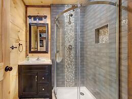 Splashtastic View Lodge by Jackson Mountain Rentals