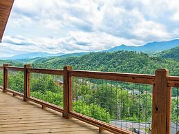 Splashtastic View Lodge by Jackson Mountain Rentals