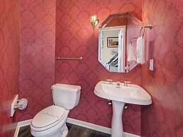 Birdsong by Jackson Mountain Rentals