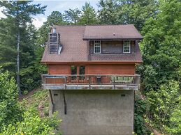 Alexas Hideaway by Jackson Mountain Rentals