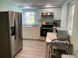 Country Living Patio Apartment in Town