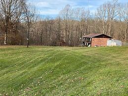 Country Living Patio Apartment in Town