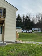 Country Living Patio Apartment in Town
