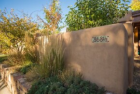 Casa Contenta - Charming East Side Family Home With Hot Tub, Walk to C