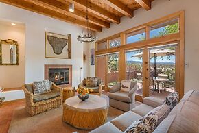 Acoma - Majestic Views, Near the Santa Fe Opera and Four Seasons in Te