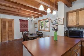 Acoma - Majestic Views, Near the Santa Fe Opera and Four Seasons in Te