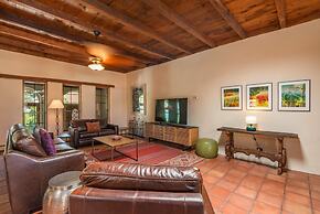 Apodaca - Spacious East Side Home With Countryside Views