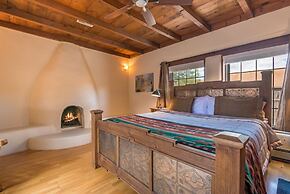 Apodaca - Spacious East Side Home With Countryside Views