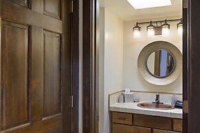 Casa Mariani - Stylish, Private, Serene - NEW Listing