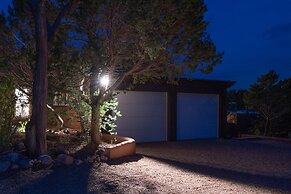 Cinco Chimineas - Indoor Pool, Walk to Canyon Rd, Authentic Historic S