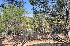 Cinco Chimineas - Indoor Pool, Walk to Canyon Rd, Authentic Historic S