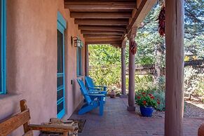Luna - Historic Adobe Retreat, Walk to The Railyard and The Plaza