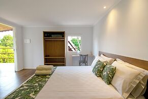 Cabana's Acqua Hotel