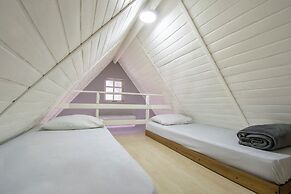 Cabana's Acqua Hotel