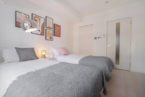 Tanimachikun Hotel Namba 80